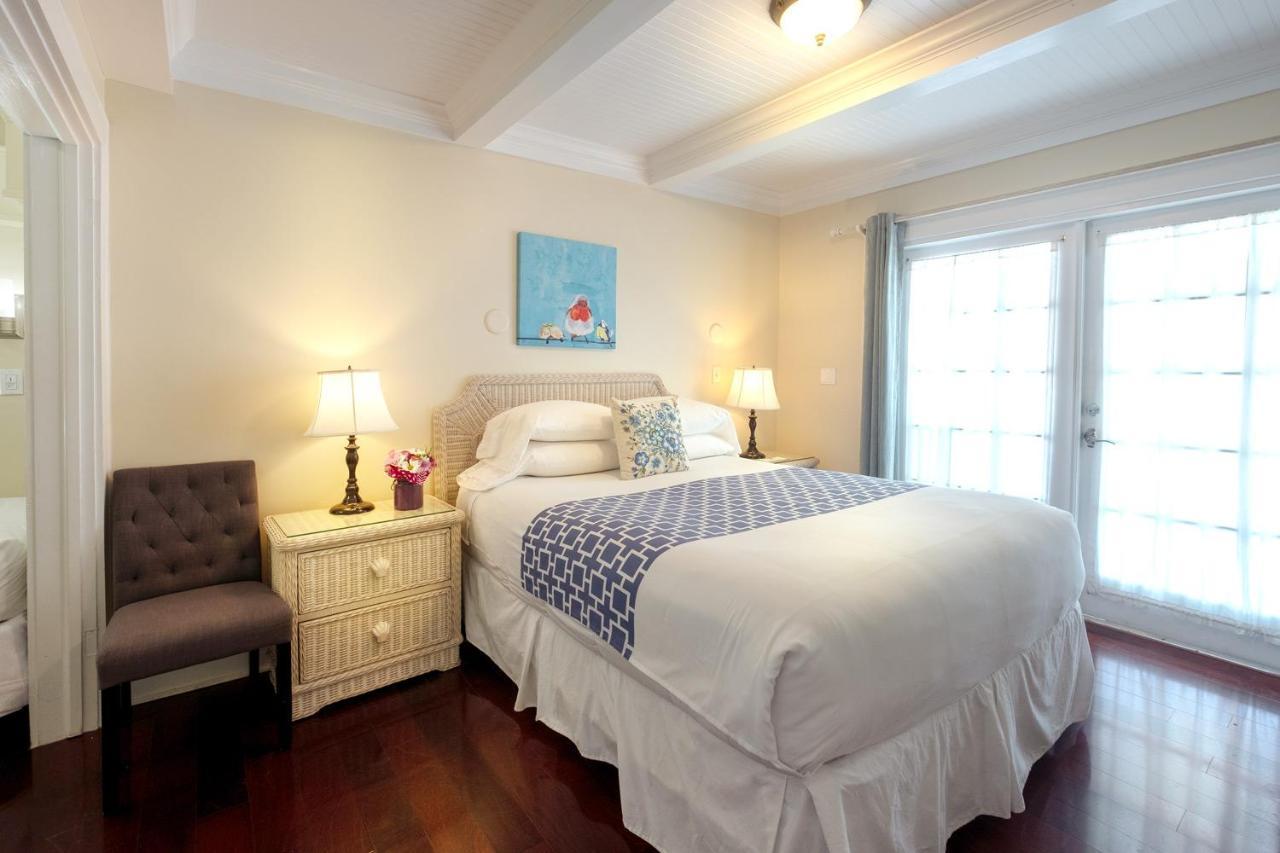 キーウェスト デュバル ガーデンズ Bed & Breakfast エクステリア 写真