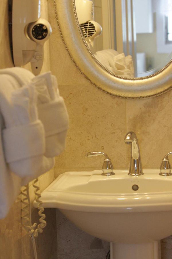 キーウェスト デュバル ガーデンズ Bed & Breakfast 部屋 写真
